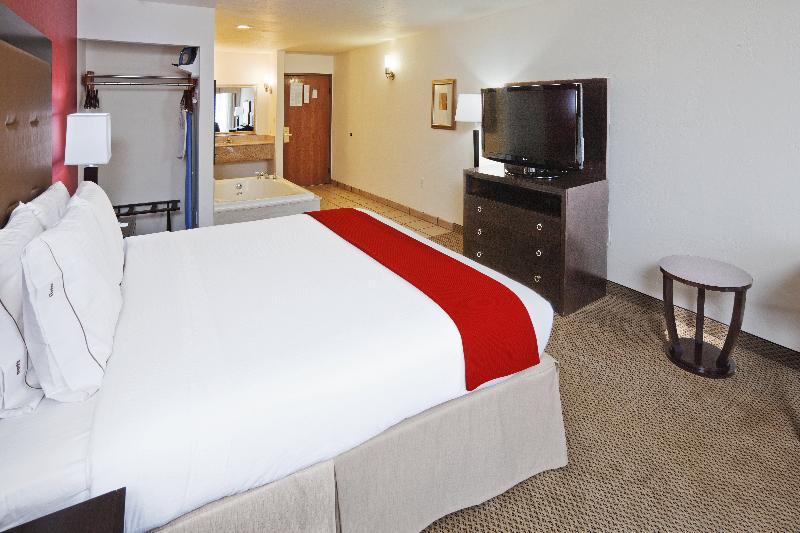 Holiday Inn Express & Suites Oklahoma City Northwest By Ihg Екстериор снимка